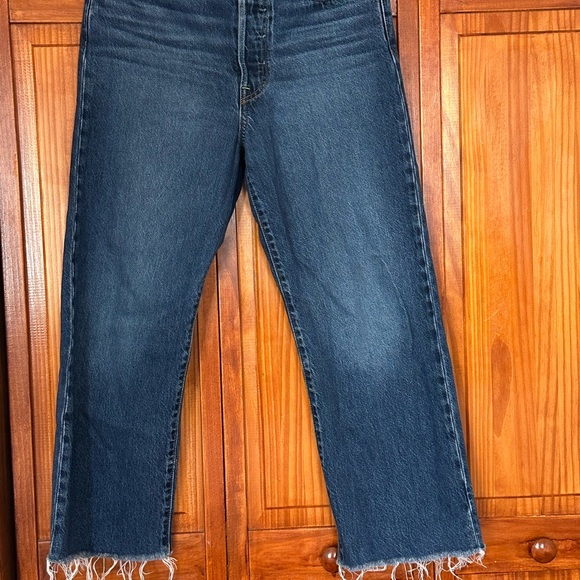 EUC RARE Levi’s Ribcage Straight Ankle Women's Jeans Premium Denim 27 X 27 - Picture 8 of 10